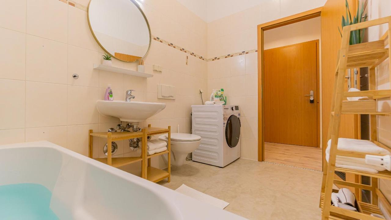 CityApartment - 53 m², 2 Zimmer, zentral, Netflix, Küche, Waschmaschine Cottbus Exterior foto
